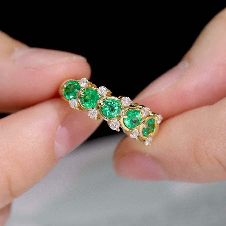14k Gold 0.72 Ctw Natural Emerald & Diamond Ring - 5