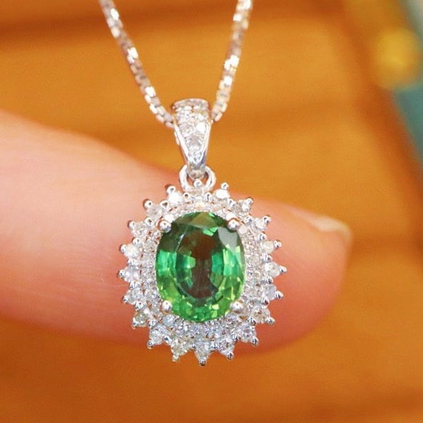 14k Gold 1.24 Ctw Natural Sapphire & Diamond Pendant( Without Chain ): Ref:231018372 // gold content:14k gold // main gemstone:sapphire // shape:oval // carat weight:1. 06ct // color:green // treatment:natural // // adjacent gemstone 2 : diamond // number of stones:49