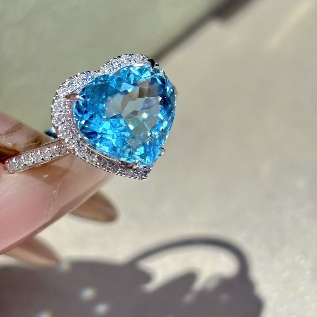 14k Gold 2.75 Ct Natural Aquamarine & Diamond Ring - 3