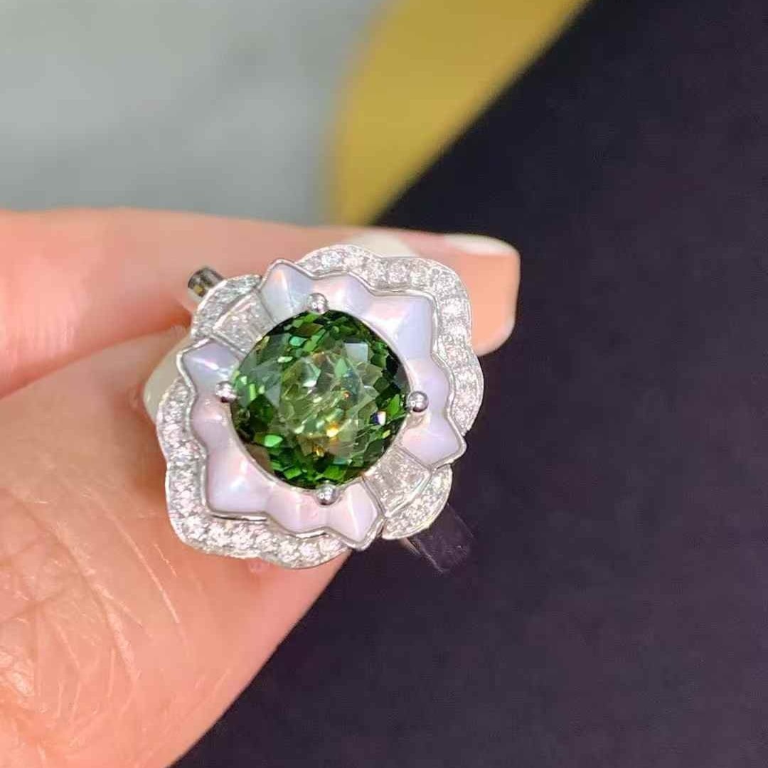 14k Gold 2.5 Ct Natural Tourmaline & Diamond Ring: Ref:231018378 // gold content:14k gold // ring size:7. 25us // // main gemstone:tourmaline // shape:cushion // carat weight:2. 5ct // color:green // treatment:natural // // adjacent gemstone 2 :
