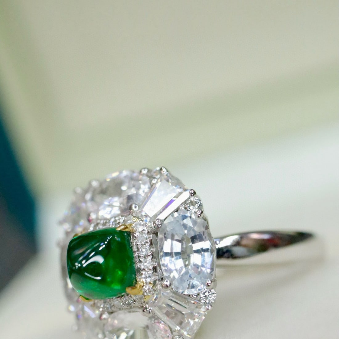14k Gold 1.24 Ctw Vivid Green Natural Emerald & Diamond Ring - 2