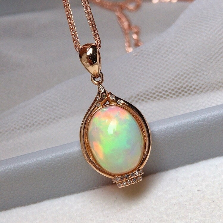 14k Gold 3.5 Ct Natural Opal & Diamond Pendant( Without Chain ) - 4