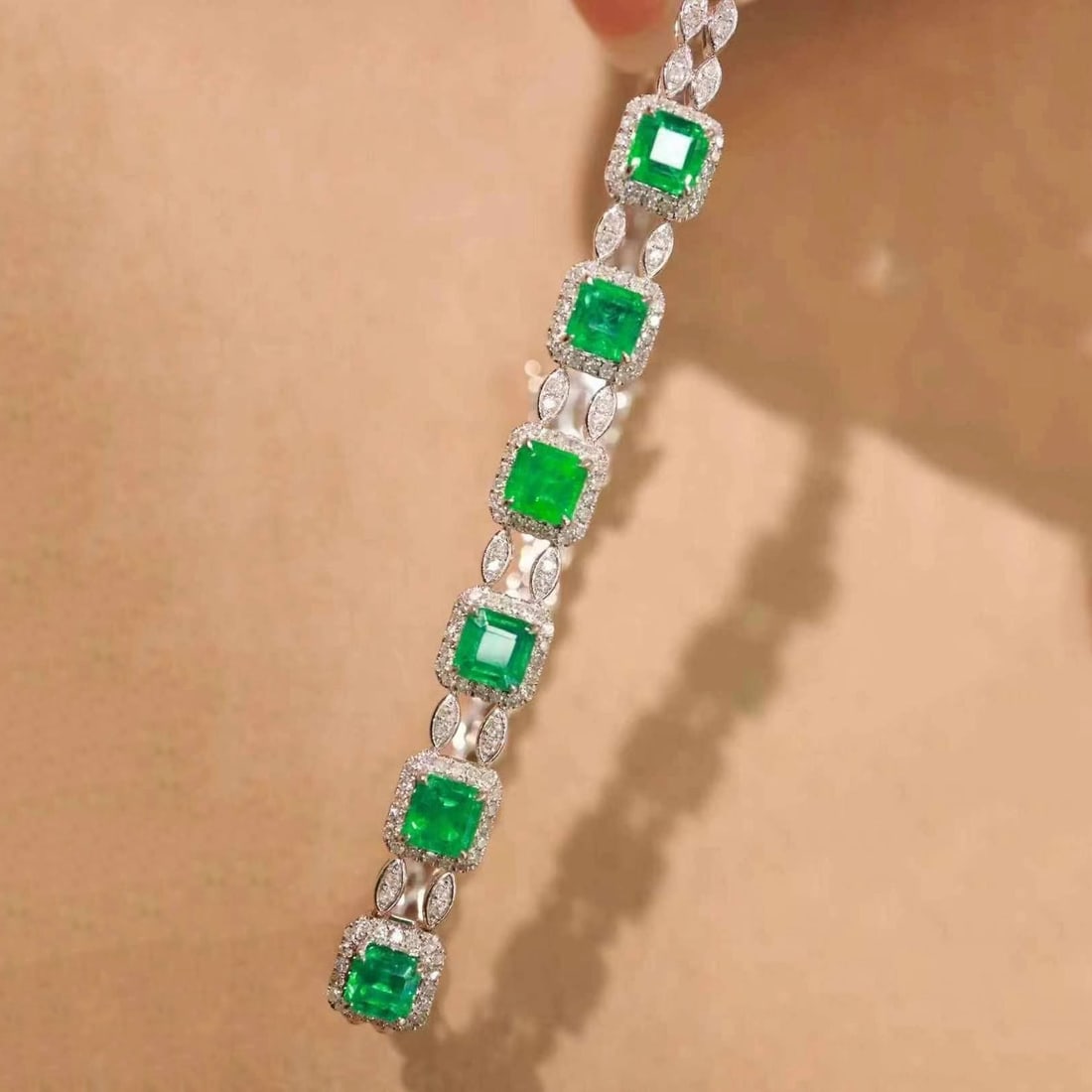 14k Gold 3.65 Ctw Natural Emerald & Diamond Bracelet - 4