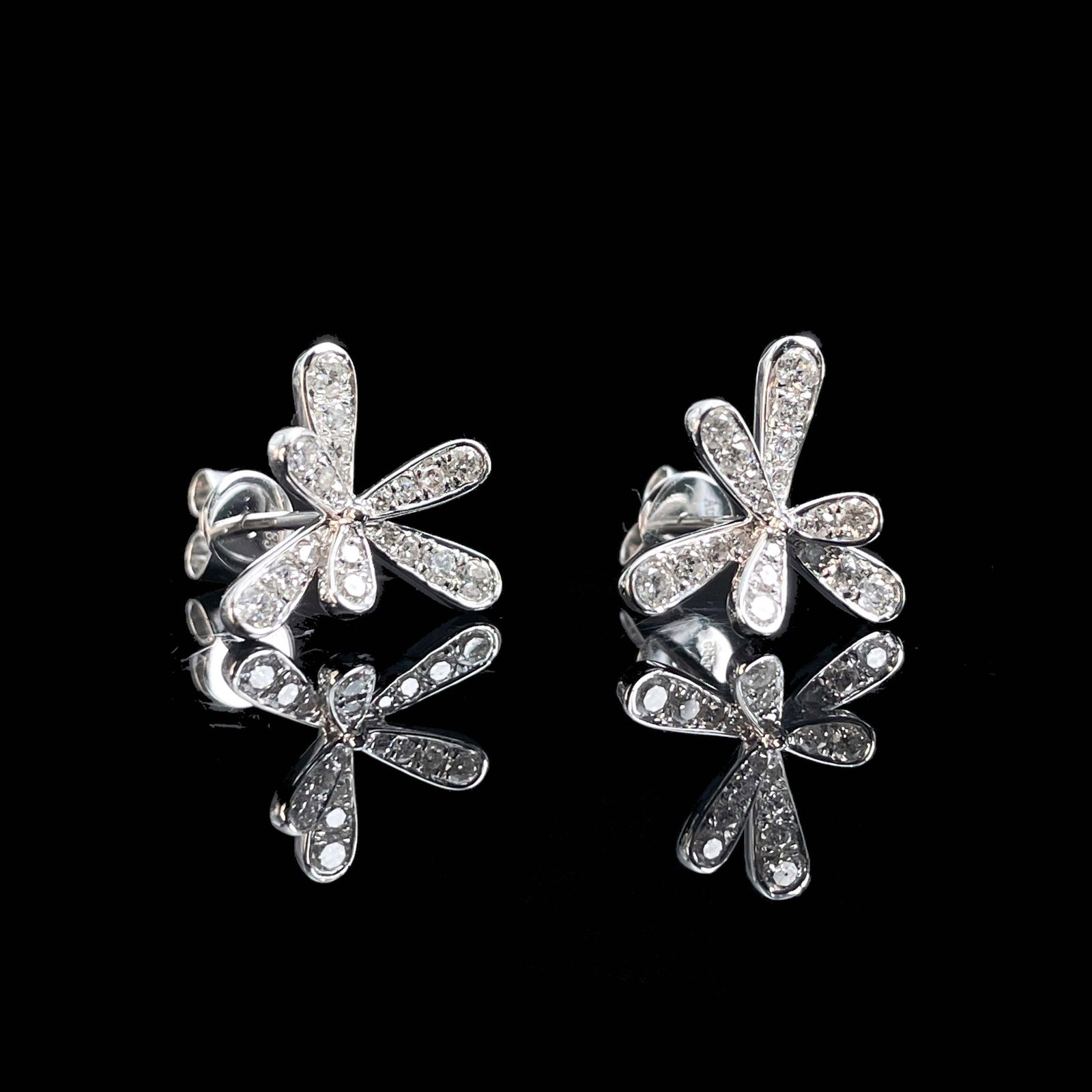 14k Gold 0.42 Ct Natural H Diamond Earrings - 2