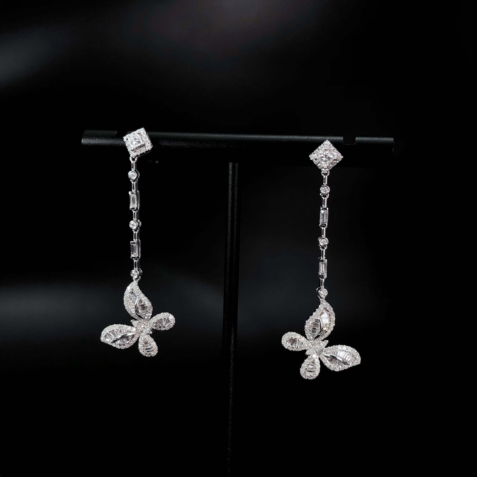 14k Gold 1.08 Ct Natural H Diamond Earrings - 2