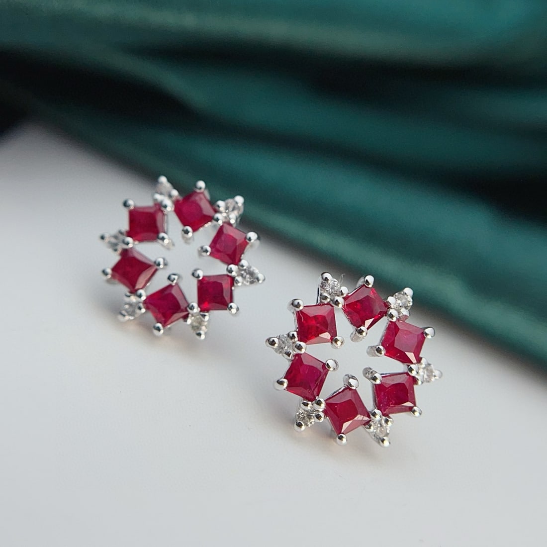 14k Gold 1.35 Ct Natural Ruby & Sapphire Earrings - 2