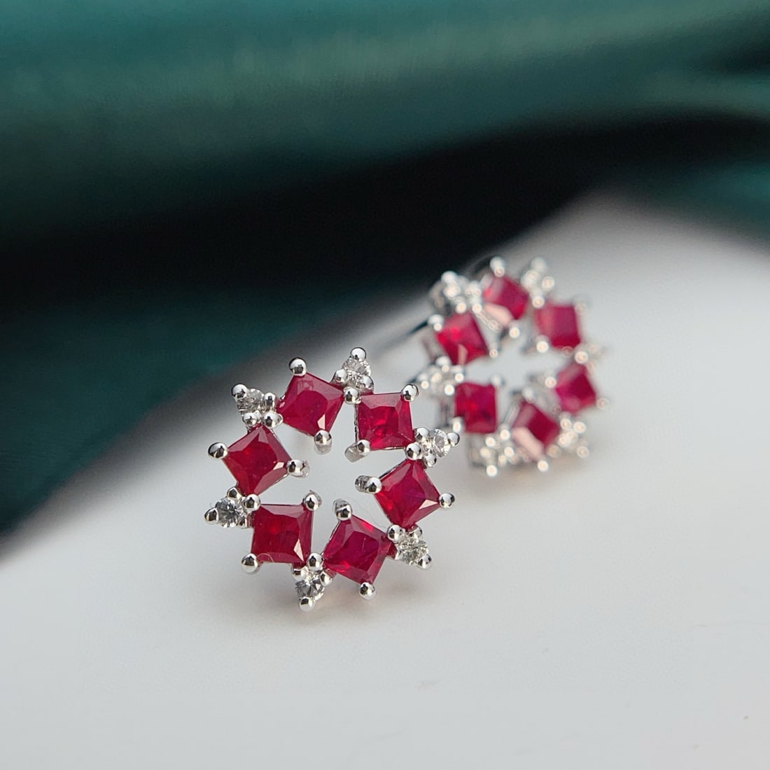 14k Gold 1.35 Ct Natural Ruby & Sapphire Earrings - 3