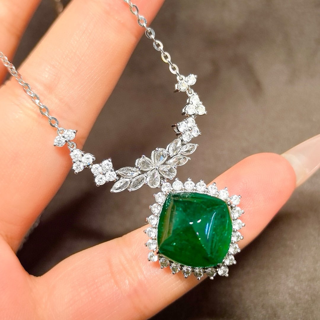 14k Gold 13.82 Ctw Natural Emerald & Diamond Necklace - 4