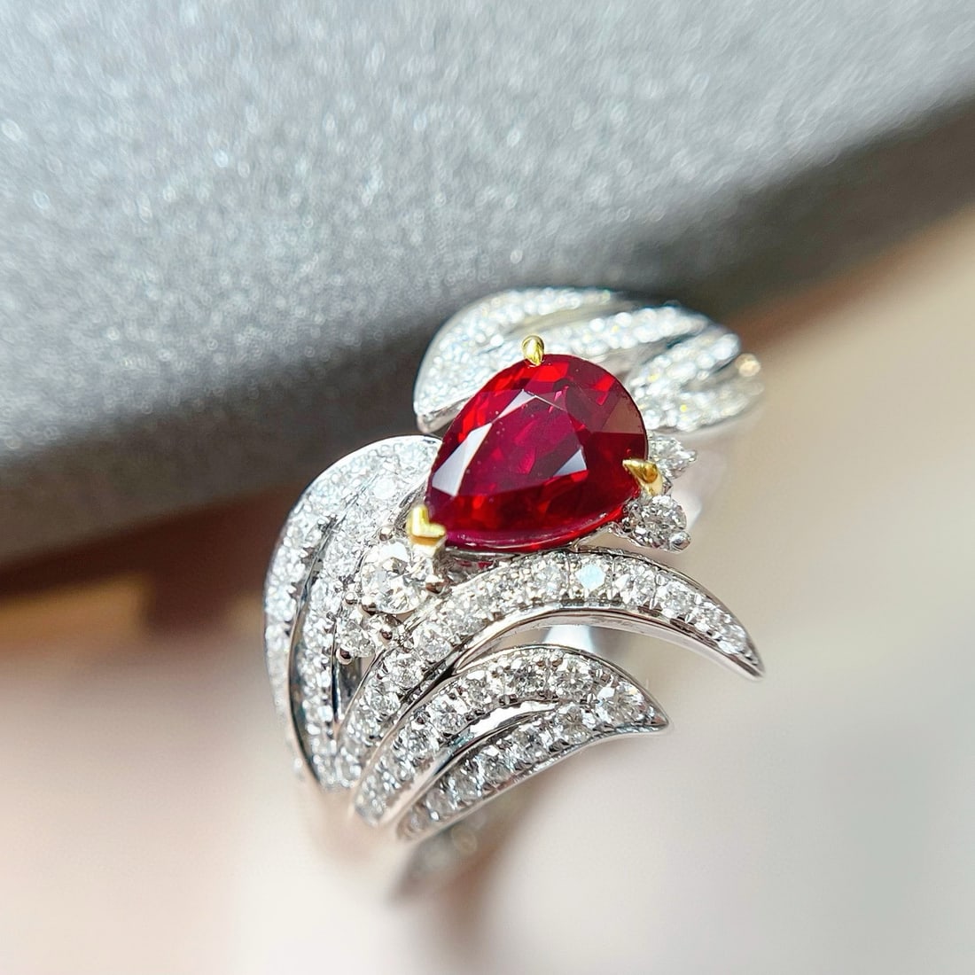 14k Gold 1.66 Ctw Natural Ruby & Diamond Ring - 3