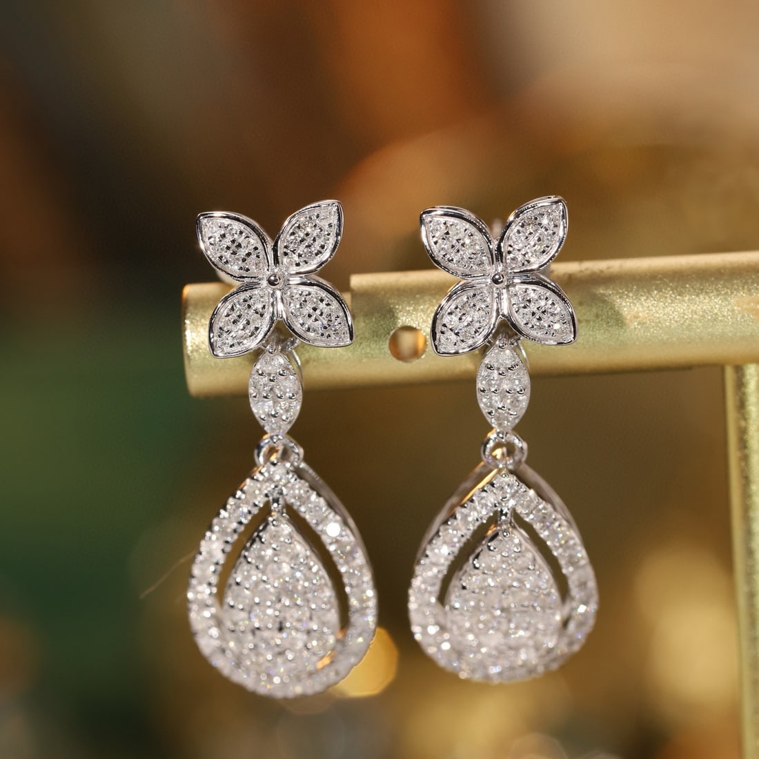 14k Gold 1.2 Ct Natural H Diamond Earrings - 2