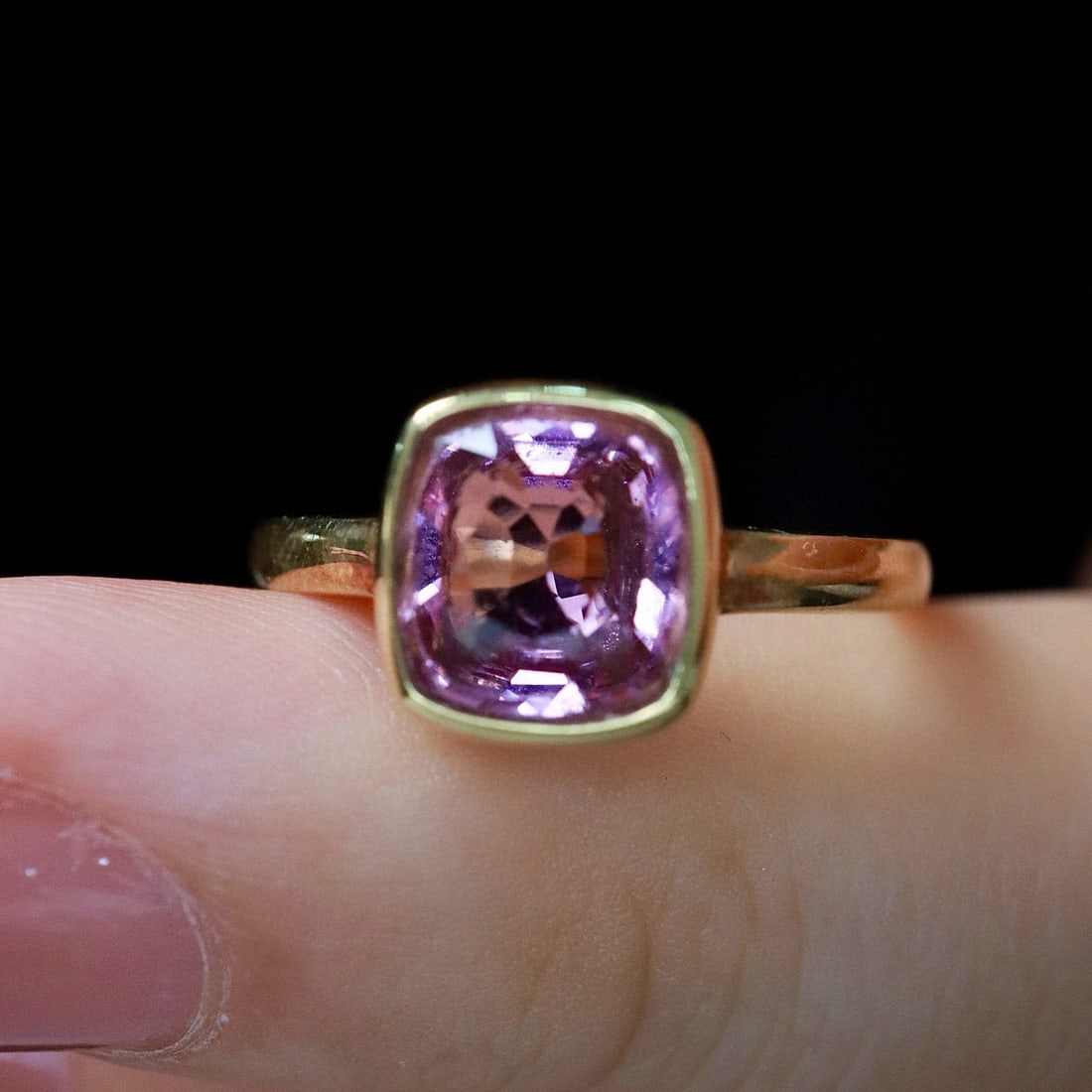 14k Gold 1.85 Ct Natural Spinel Ring (1 of 5)