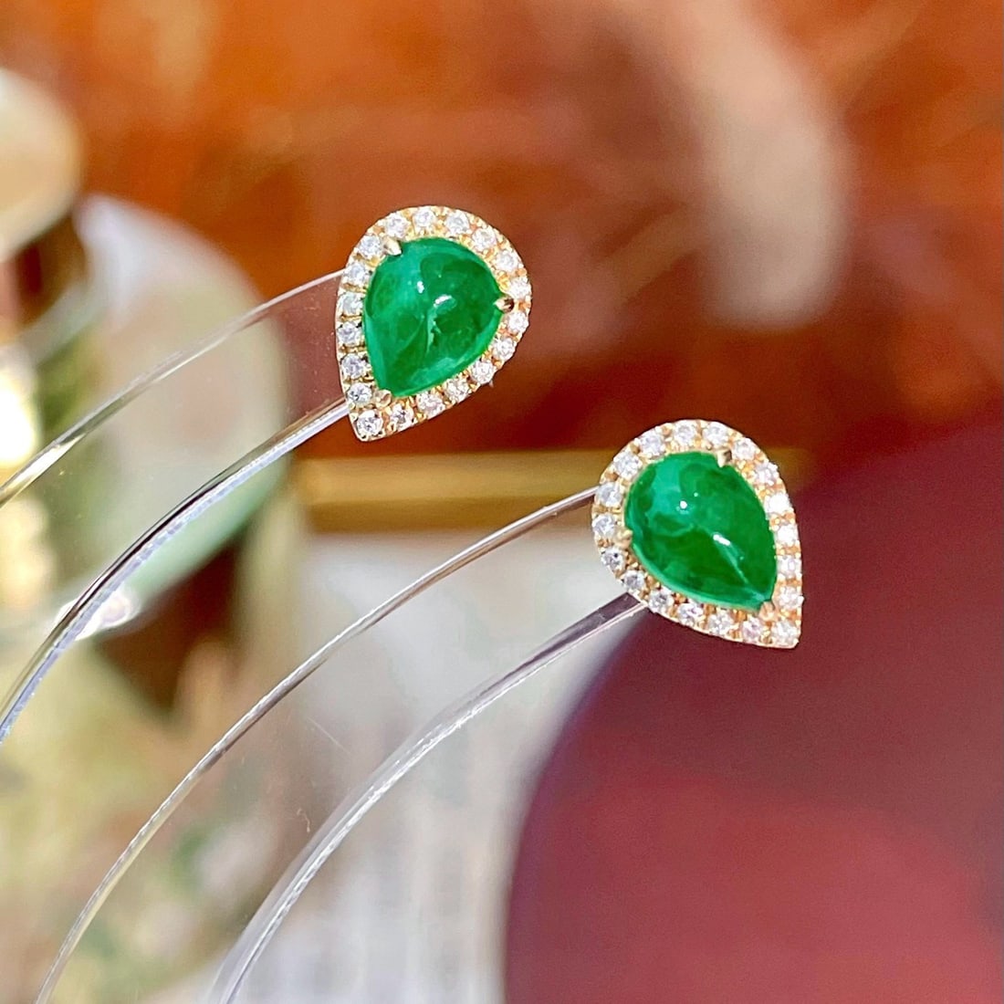 14k Gold 0.99 Ctw Natural Emerald & Diamond Earrings - 2