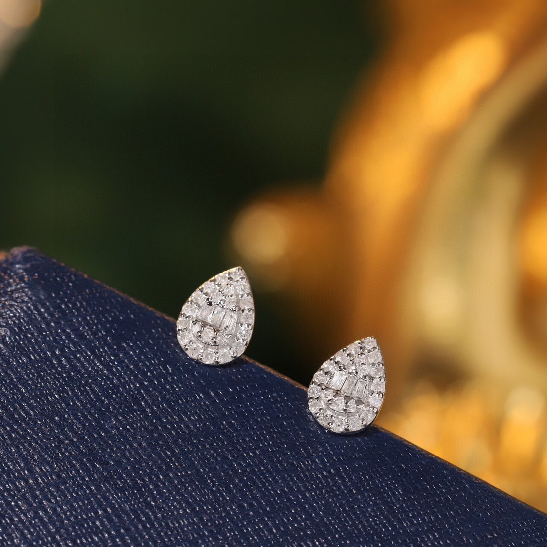 14k Gold 0.16 Ct Natural H Diamond Earrings - 7