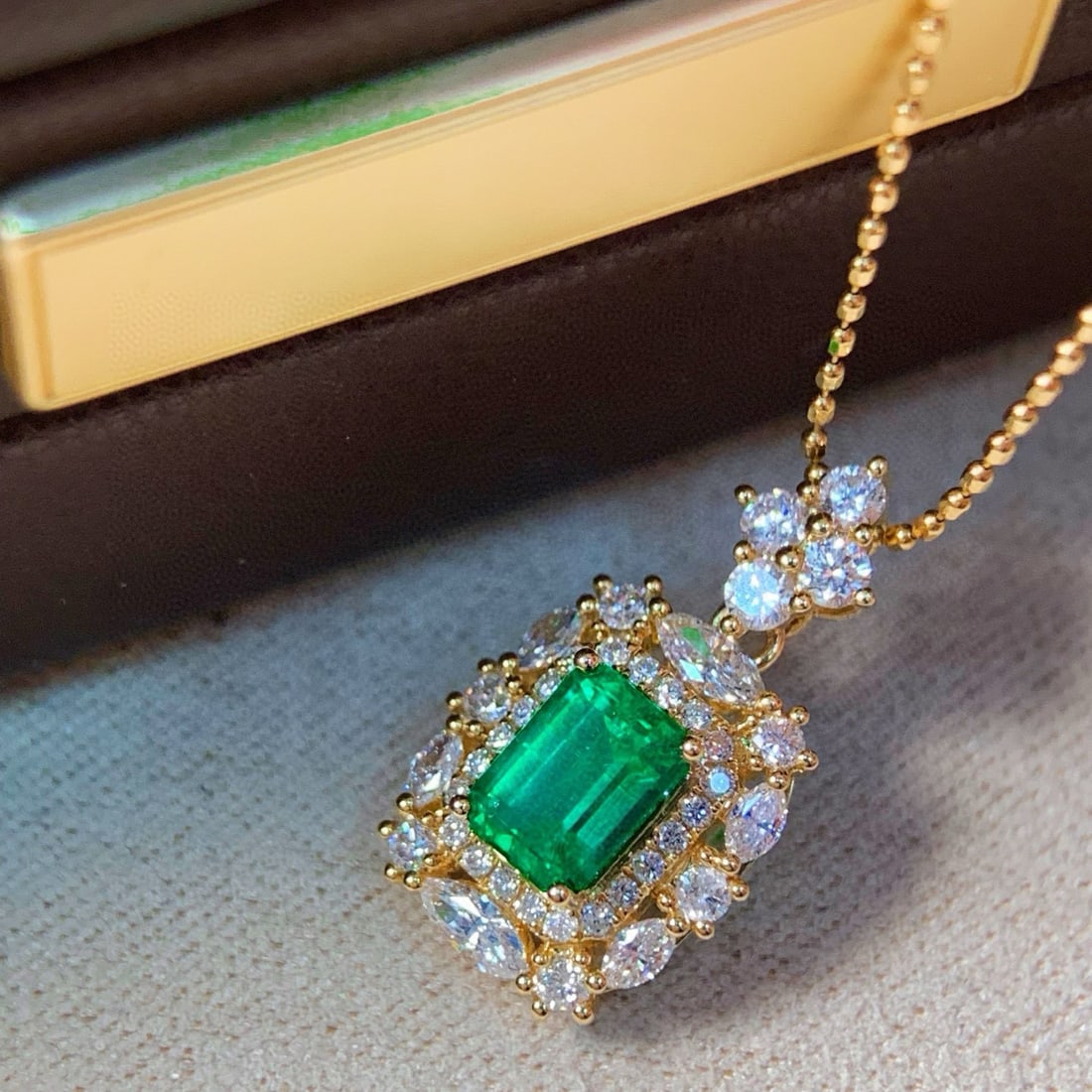 14k Gold 1.27 Ctw Natural Emerald & Diamond Pendant( Without Chain ) - 2