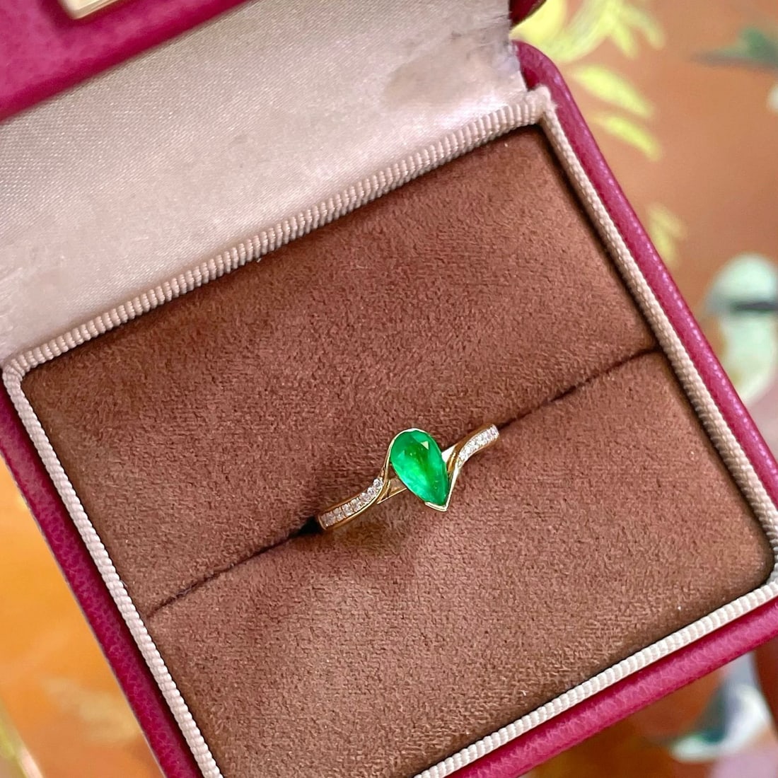 14k Gold 0.68 Ctw Natural Emerald & Diamond Ring - 4