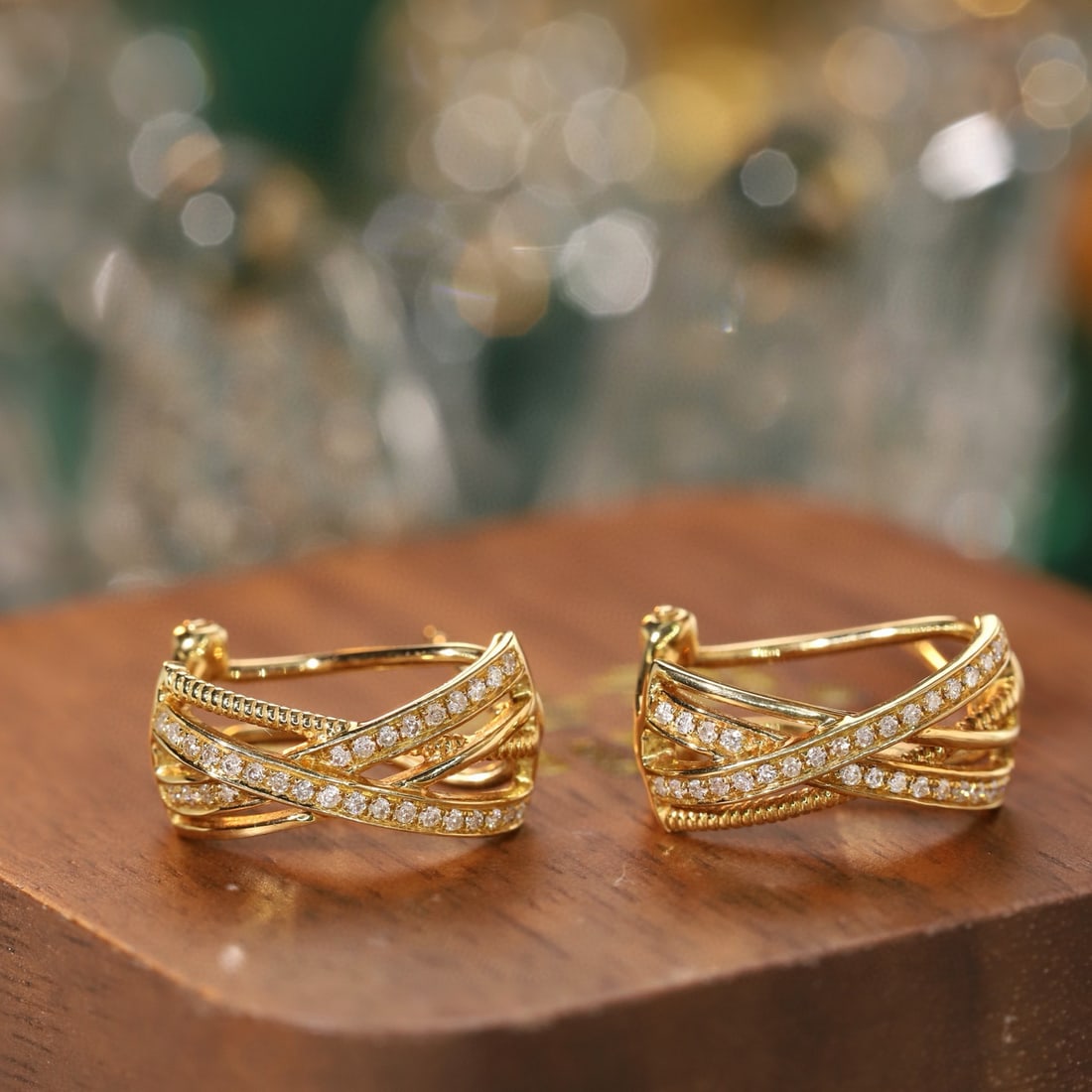 14k Gold 0.2 Ct Natural H Diamond Earrings - 6