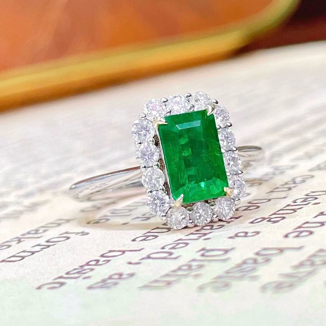14k Gold 2.08 Ctw Natural Emerald & Diamond Ring: Ref:231019149 // gold content:14k gold // ring size:7. 25us // // main gemstone:emerald // shape:octagonal // carat weight:1. 49ct // color:green // treatment:natural // // adjacent gemstone 2 :