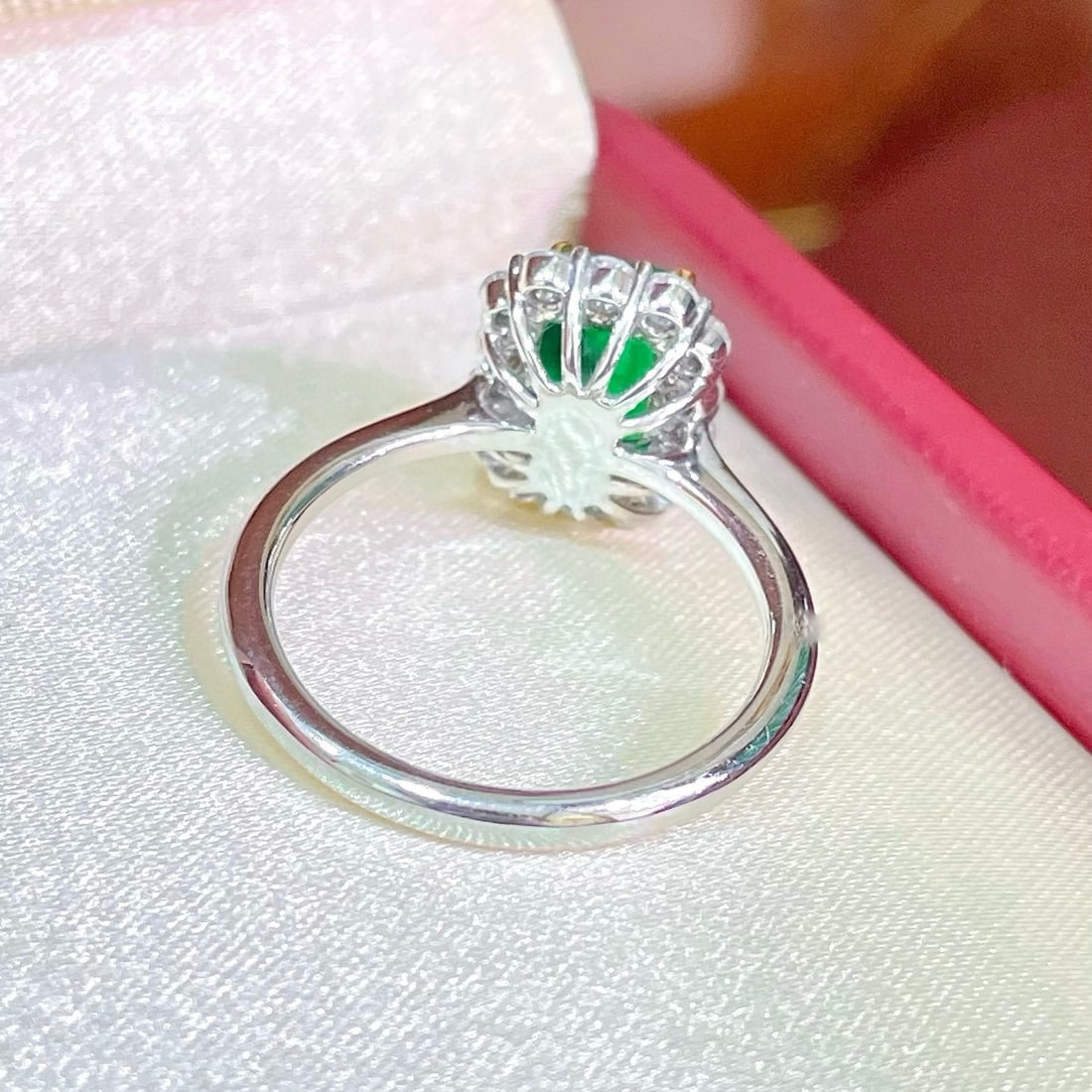 14k Gold 2.08 Ctw Natural Emerald & Diamond Ring - 4
