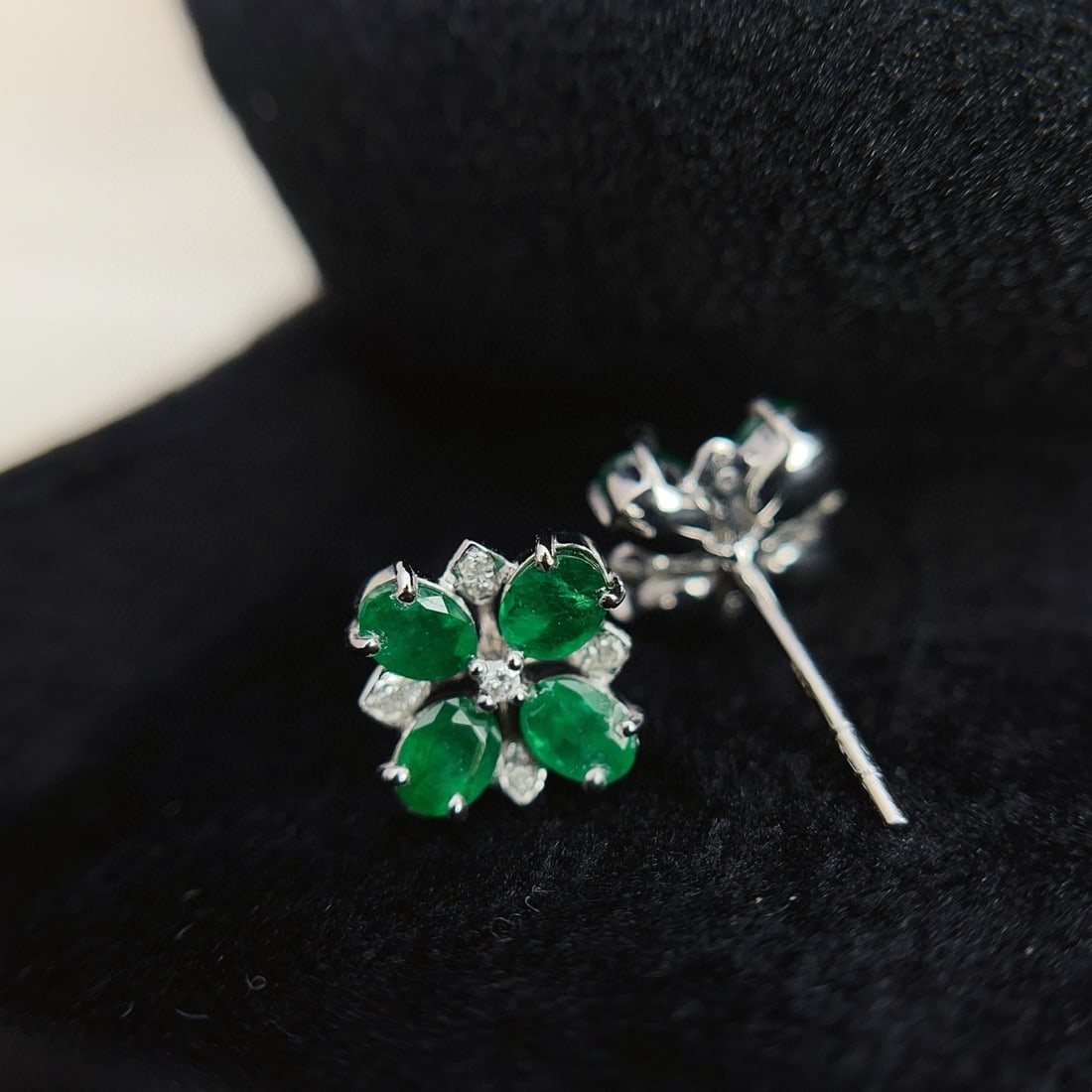 14k Gold 2 Ct Natural Emerald & Diamond Earrings - 2