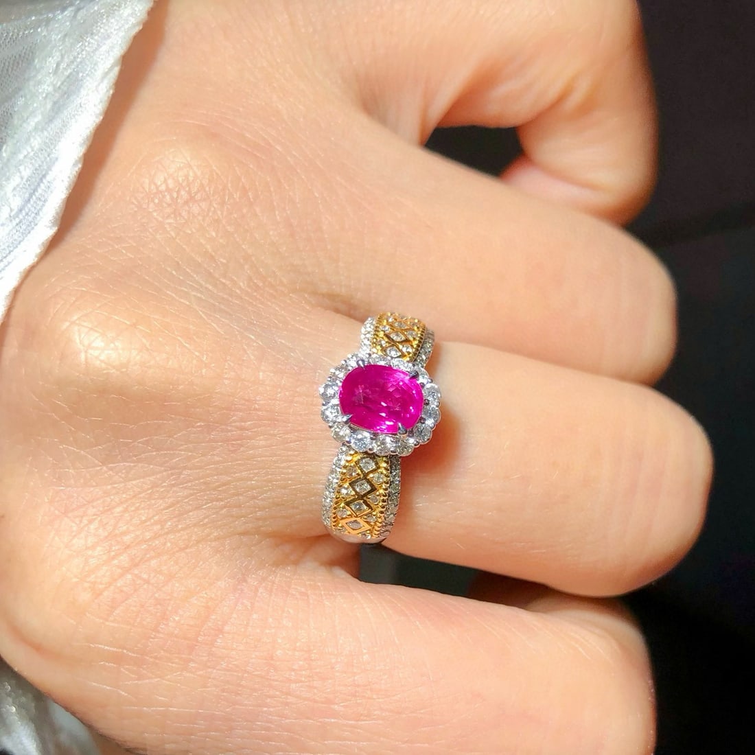 14k Gold 1.46 Ctw Natural Ruby & Diamond Ring - 2