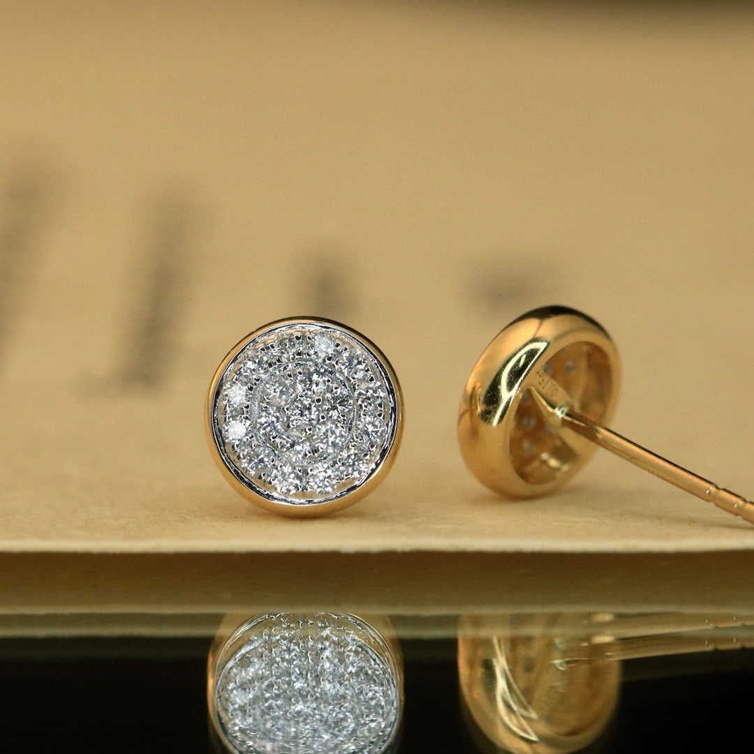 14k Gold 0.3 Ct Natural H Diamond Earrings: Ref:231019171 // gold content:14k gold // main gemstone:diamond // shape:round // carat weight:0. 3ct // clarity grade:vs-si // color:h // treatment:natural // cut grade:g // Condition: New High