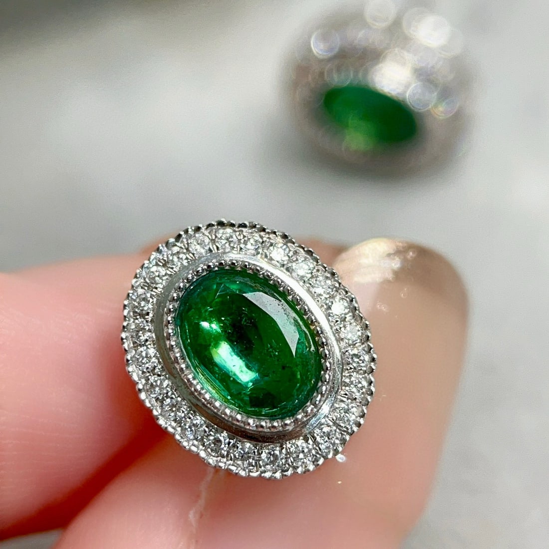 14k Gold 1.44 Ctw Natural Emerald & Diamond Earrings - 6