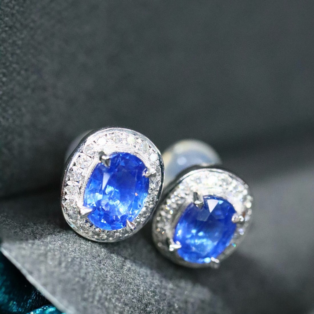14k Gold 1.91 Ctw Natural Sapphire & Diamond Earrings - 6