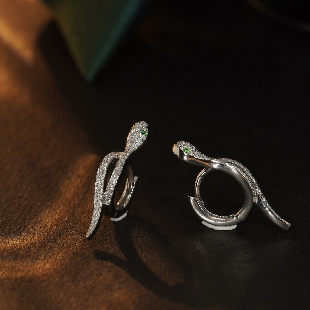 14k Gold 0.28 Ct Natural H Diamond Earrings - 8