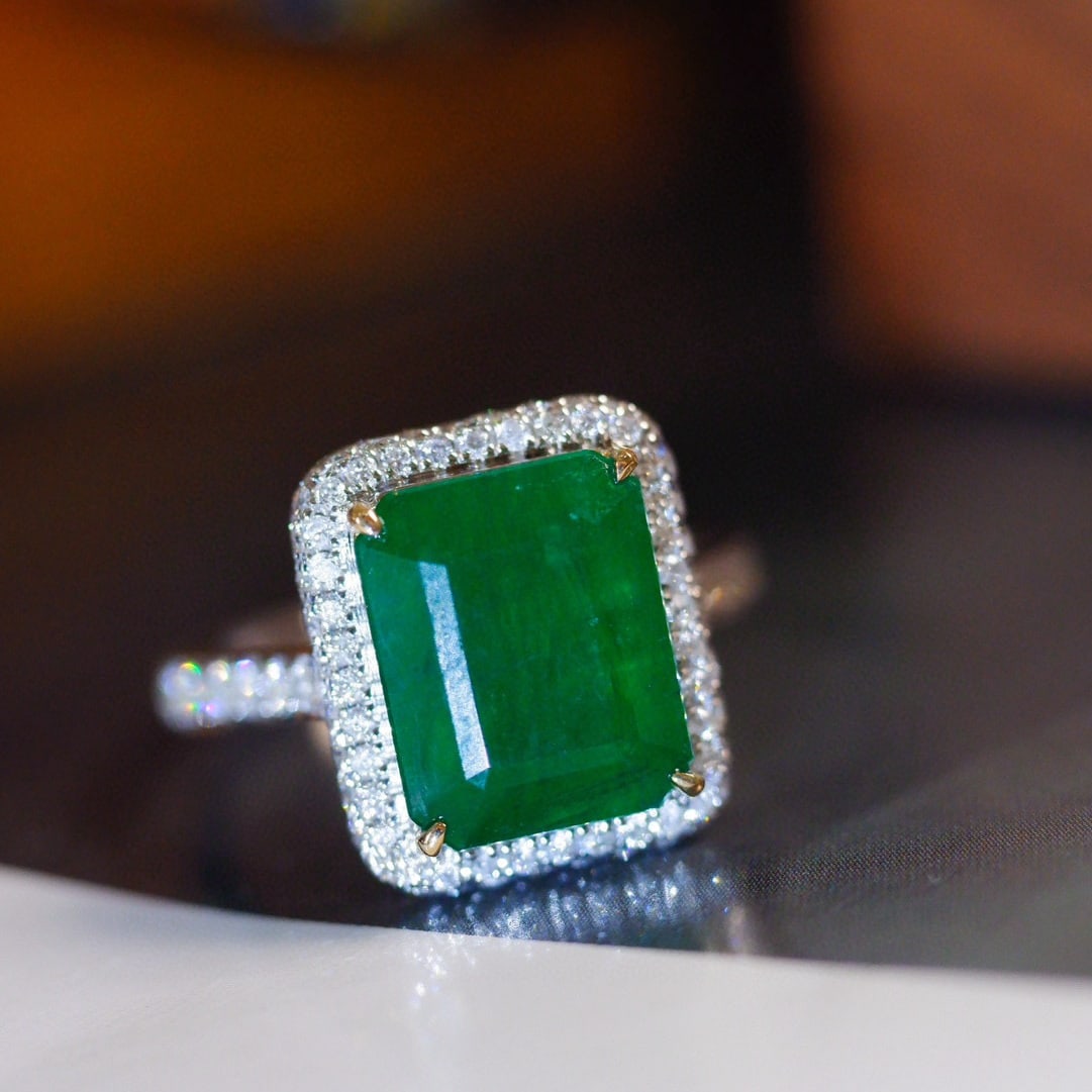 14k Gold 4.67 Ctw Natural Emerald & Diamond Ring - 6