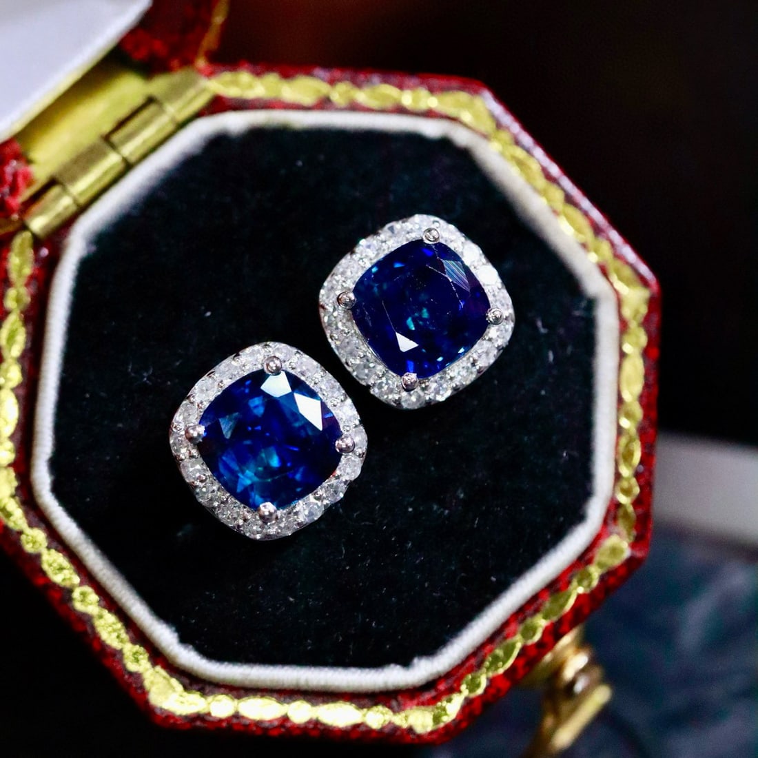 14k Gold 2.26 Ctw Natural Sapphire & Diamond Earrings - 6