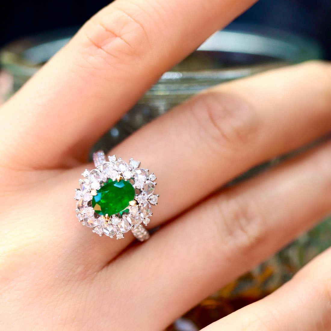 14k Gold 2.31 Ctw Natural Emerald & Diamond Ring - 5