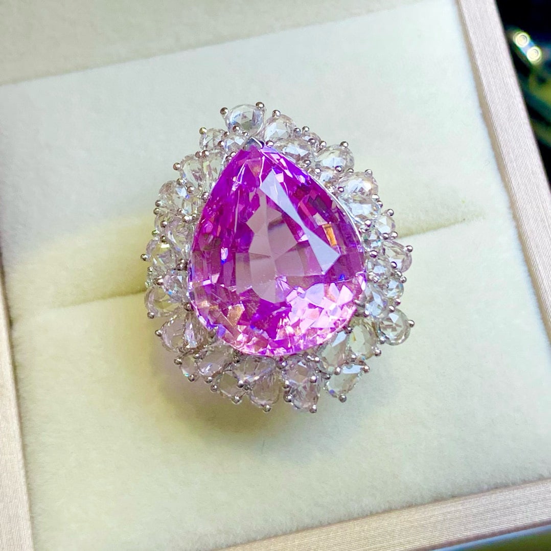 14k Gold 22.8 Ct Natural Kunzite & Sapphire Ring - 4