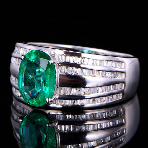 14k Gold 2.21 Ctw Vivid Green Natural Emerald & Diamond Ring - 2