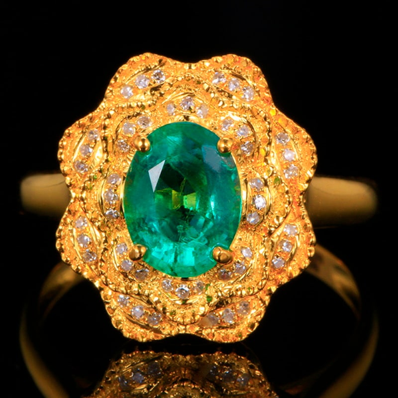 14k Gold 1.35 Ctw Vivid Green Natural Emerald & Diamond Ring: Ref:231020040 // gold content:14k gold // ring size:7. 25us // // main gemstone:emerald // shape:oval // carat weight:1. 21ct // color:vivid green // treatment:natural // // adjacent gemstone 2 :