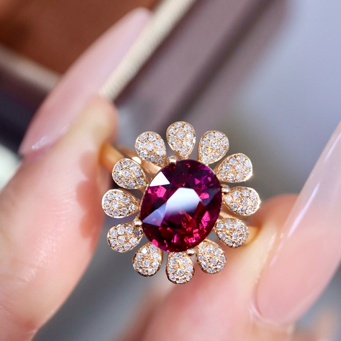 14k Gold 3.31 Ct Natural Garnet & Diamond Ring - 5