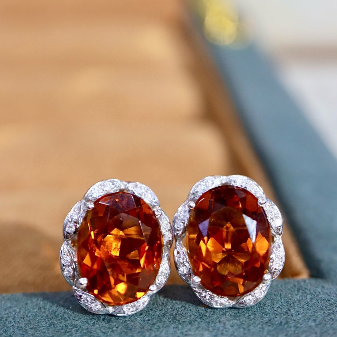 14k Gold 3.78 Ctw Natural Citrine & Diamond Earrings: Ref:231020057 // gold content:14k gold // main gemstone:citrine // shape:oval // carat weight:3. 65ct // color:yellow // treatment:natural // // adjacent gemstone 2 : diamond // shape:round // carat