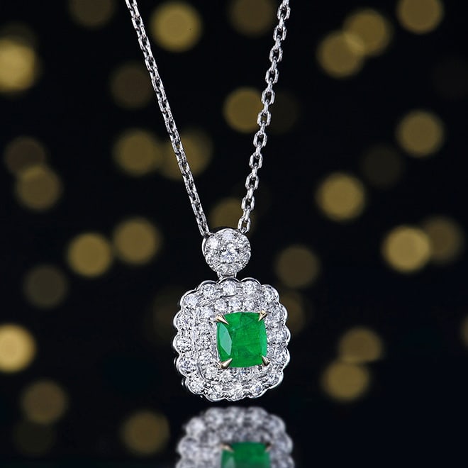 14k Gold 1.36 Ctw Vivid Green Natural Emerald & Diamond Pendant( Without Chain ) - 3
