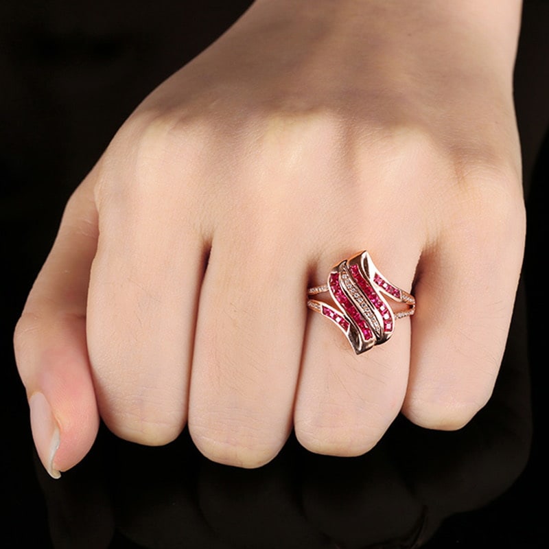 14k Gold 0.76 Ctw Natural Ruby & Diamond Ring - 5