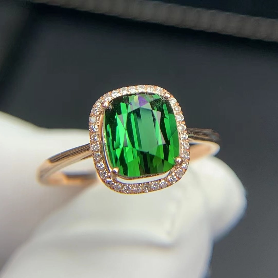 14k Gold 1.9 Ct Natural Tourmaline & Diamond Ring: Ref:231020075 // gold content:14k gold // ring size:7. 25us // // main gemstone:tourmaline // shape:cushion // carat weight:1. 9ct // color:green // treatment:natural // // adjacent gemstone 2 :