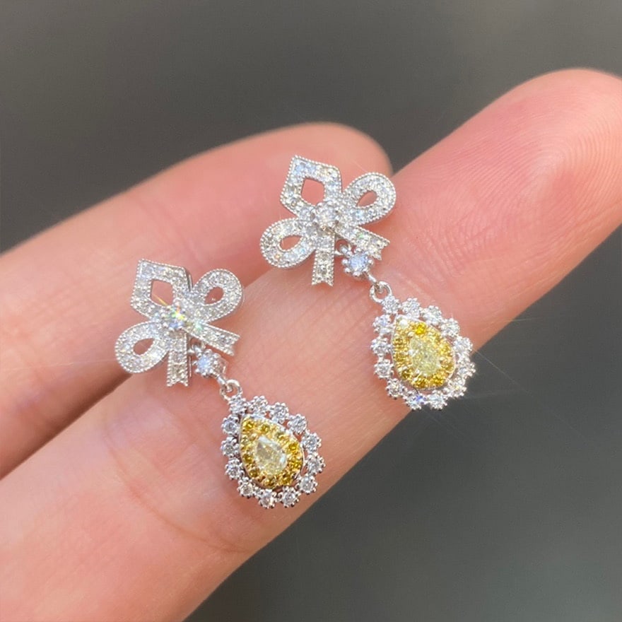 14k Gold 0.76 Ct Natural Color Diamond Earrings - 2