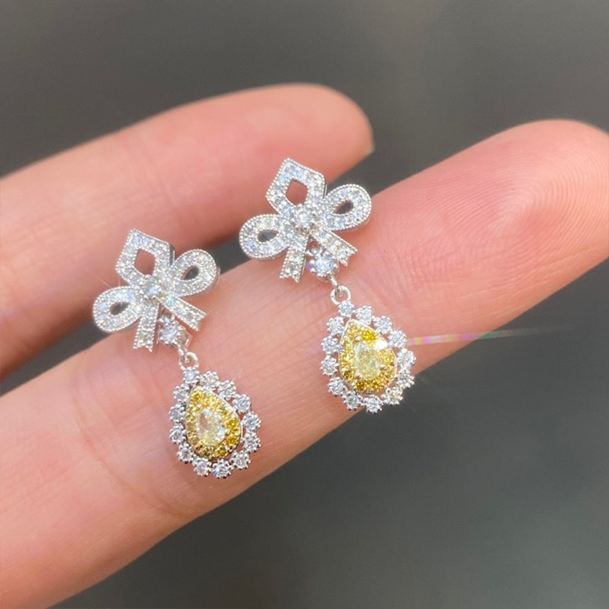 14k Gold 0.76 Ct Natural Color Diamond Earrings - 3