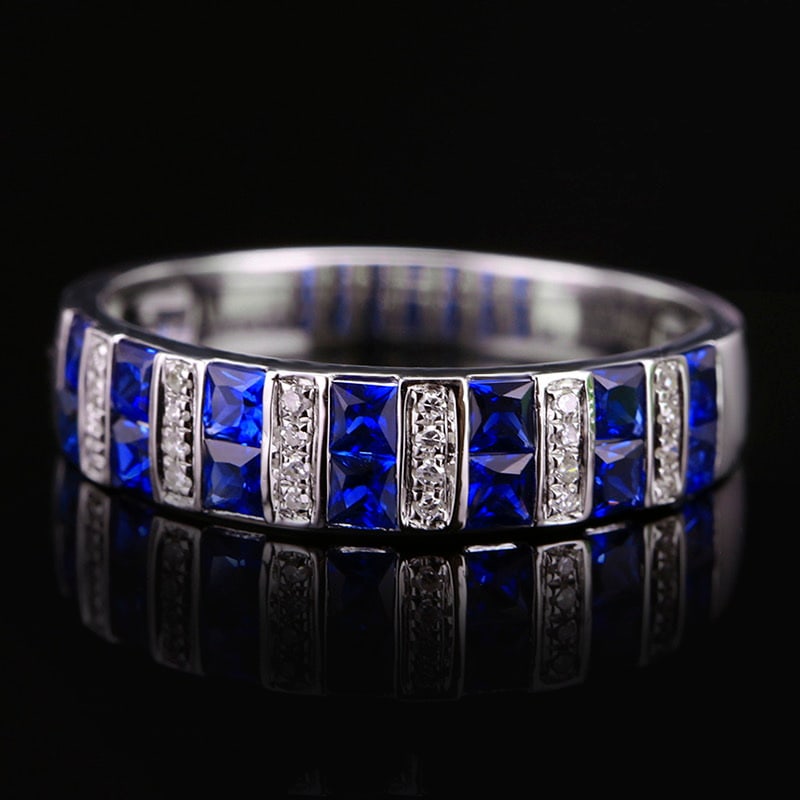 14k Gold 1.05 Ctw Natural Sapphire & Diamond Ring: Ref:231020097 // gold content:14k gold // ring size:7. 25us // // main gemstone:sapphire // shape:princess // carat weight:0. 98ct // color:blue // treatment:natural // // adjacent gemstone 2 :