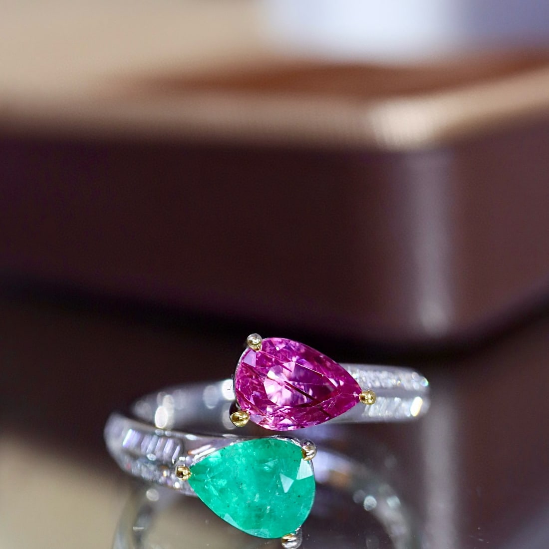 14k Gold 1.86 Ctw Natural Emerald & Sapphire & Diamond & Toi Et Moi Ring - 4