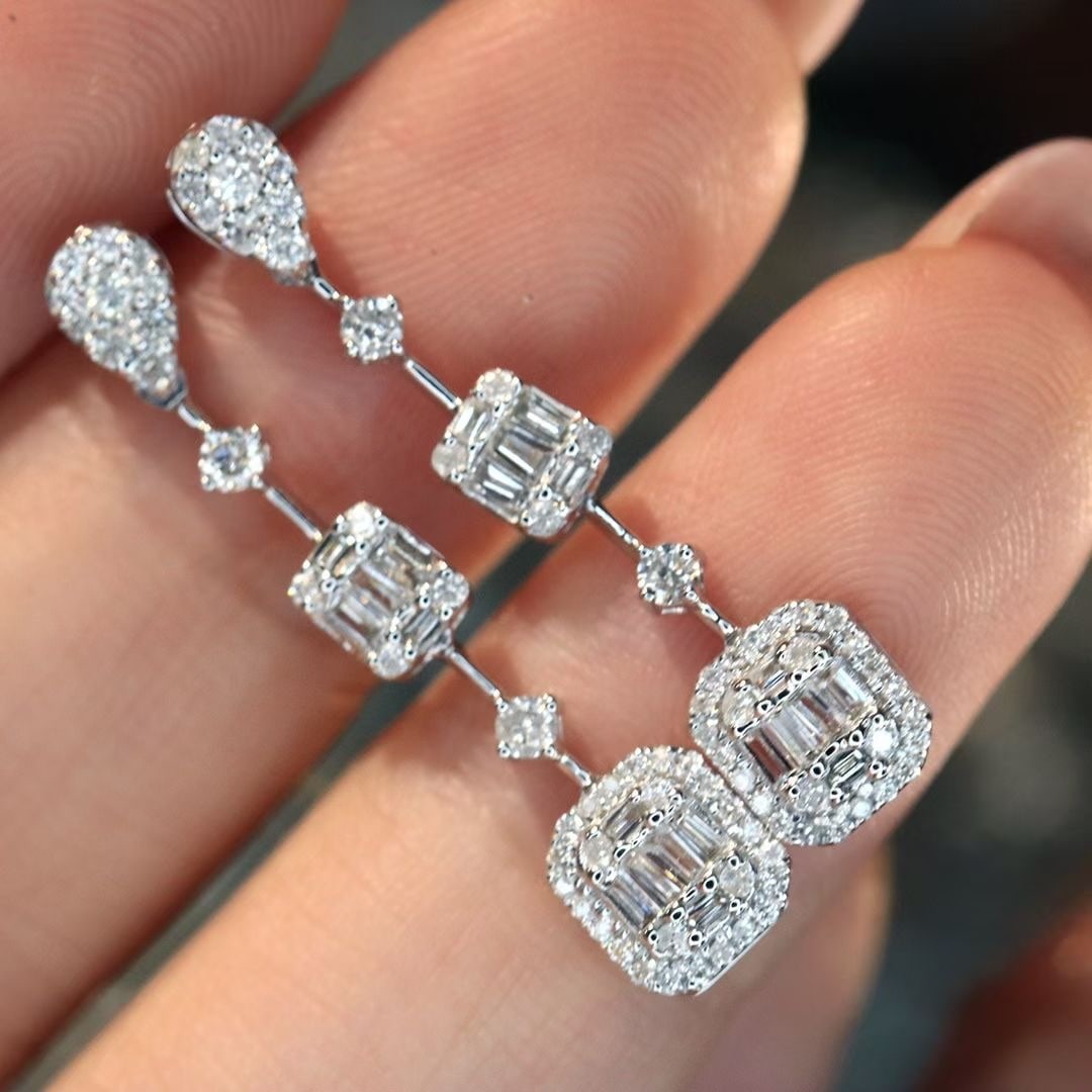 14k Gold 0.66 Ct Natural H Diamond Earrings - 4