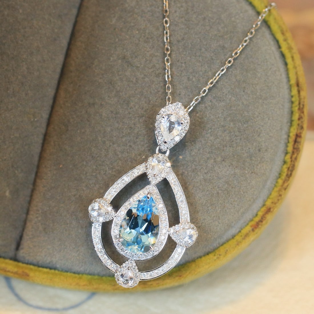14k Gold 1.65 Ctw Natural Aquamarine & Sapphire Pendant( Without Chain ) - 3