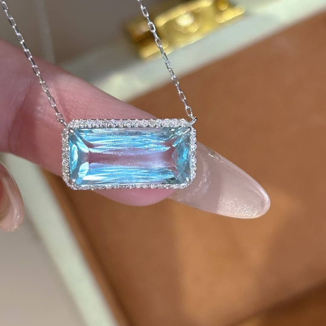 14k Gold 4.03 Ct Natural Aquamarine & Diamond Necklace - 5