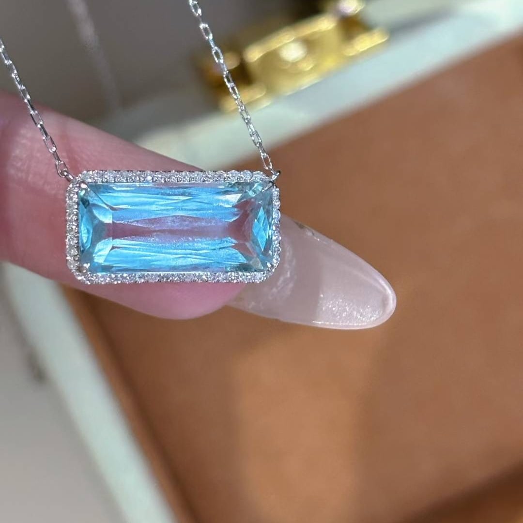 14k Gold 4.03 Ct Natural Aquamarine & Diamond Necklace - 6