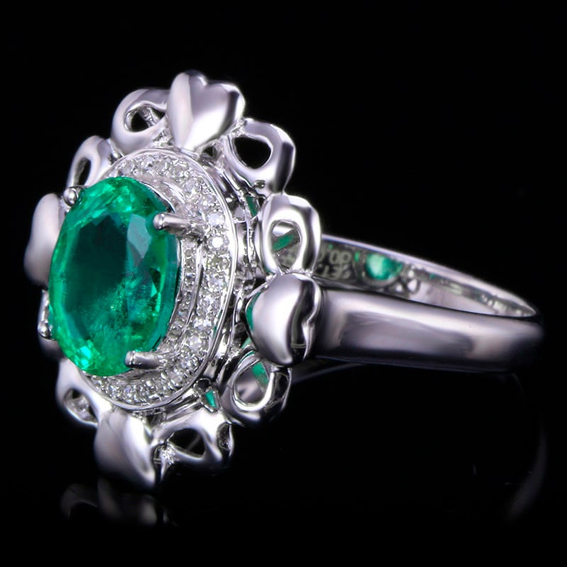 14k Gold 1.50 Ctw Vivid Green Natural Emerald & Diamond Ring - 2