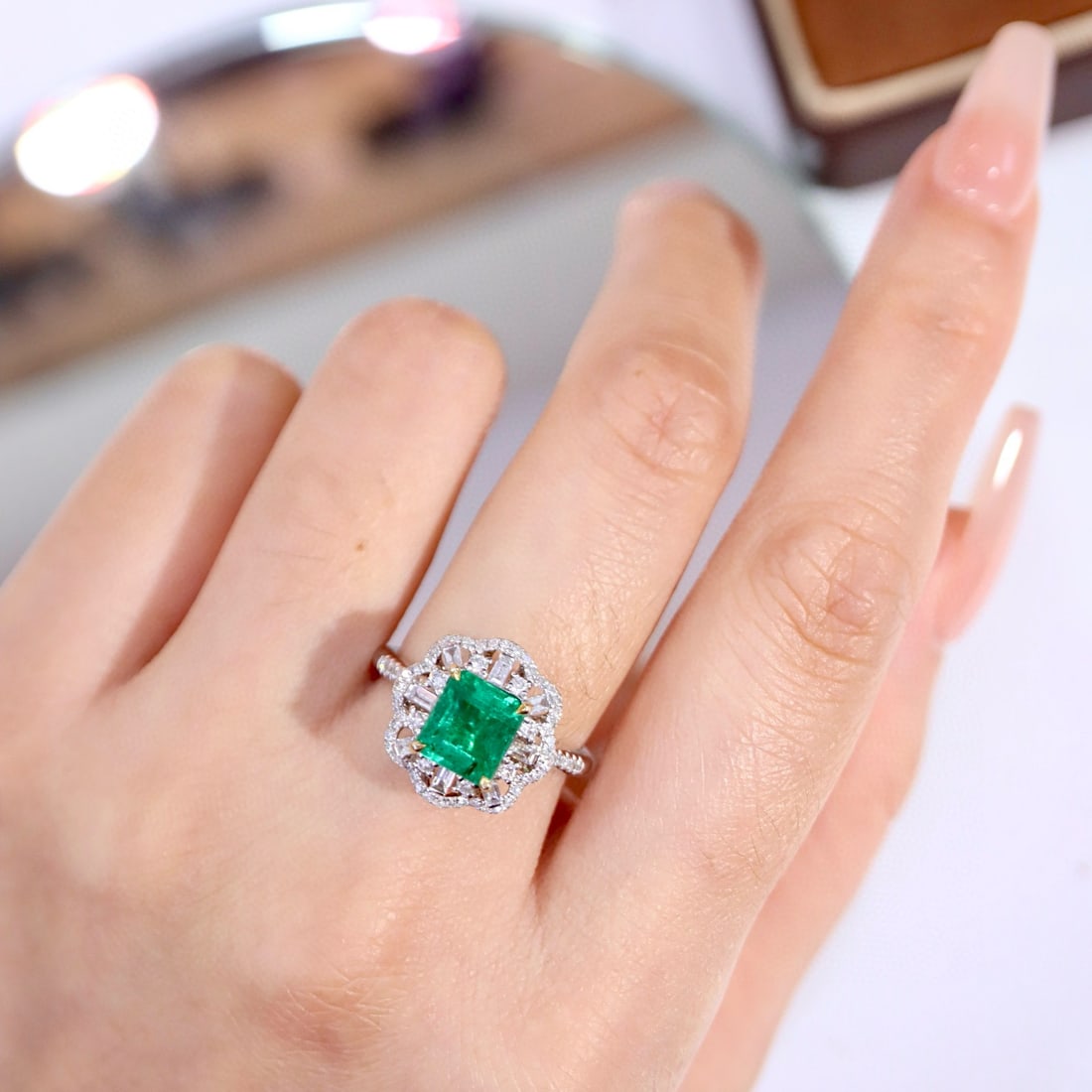 14k Gold 2.09 Ctw Natural Emerald & Diamond Ring - 7