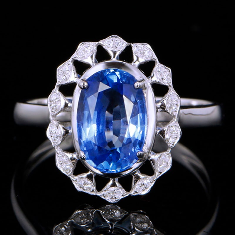 14k Gold 2.09 Ctw Natural Sapphire & Diamond Ring: Ref:231020226 // gold content:14k gold // ring size:7. 25us // // main gemstone:sapphire // shape:oval // carat weight:2. 01ct // color:blue // treatment:natural // // adjacent gemstone 2 : diamond